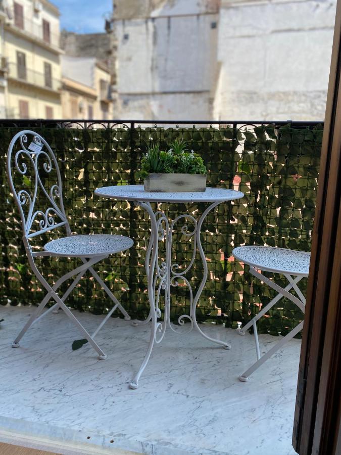 Apartament La Lumaca Kalsa Palermo Exteriör bild