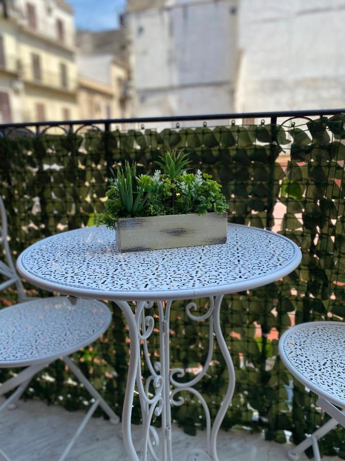 Apartament La Lumaca Kalsa Palermo Exteriör bild